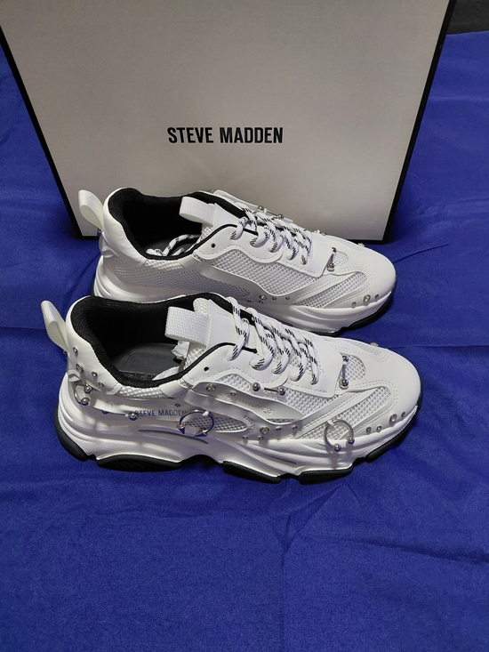 Steve Madden Shoes - Steve Madden Possessuon-P Chunky Studded Women's Sneakers